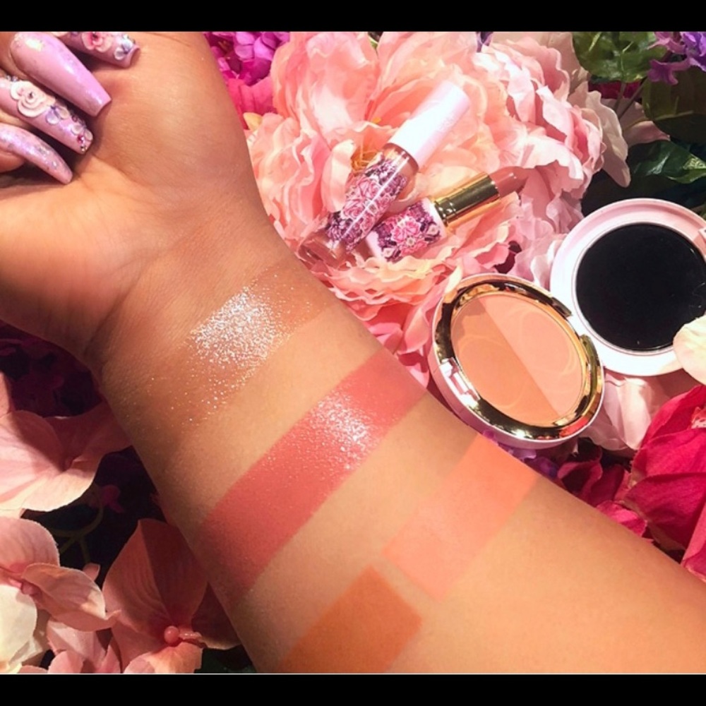 MAC PATRICK STARR ME SO CHIC SET💜💜💜 - Picture 2 of 5